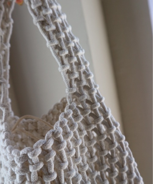 TRUNC（トランクエイティーエイト）の「Rope Knitting Bag（ハンドバッグ・レディース・グリーン/イエロー/ブラック/アイボリー・FREE）」の8枚目の写真