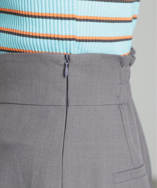 FREE'S MART(フリーズマート)の「【WEB限定】《コレクション》フラップ付きワイドパンツ(スラックス・レディース・グレー・SMALL/MEDIUM)」の16枚目の写真