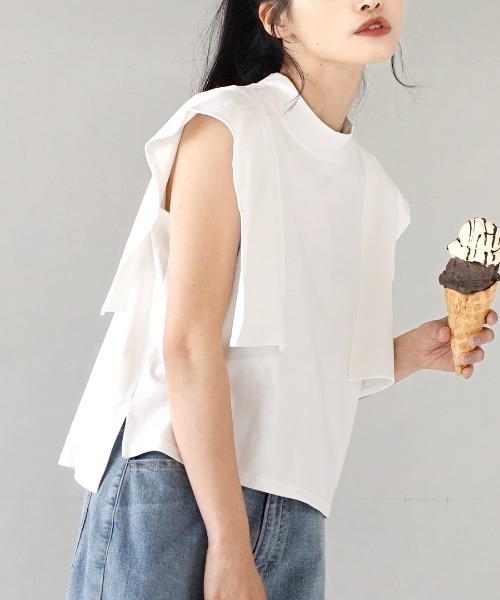 e-zakkamania stores(イーザッカマニアストアーズ)の「ケープ風カットプルオーバー(Tシャツ/カットソー・レディース・グリーン/ブラック/オフホワイト・M)」の2枚目の写真