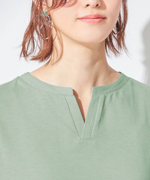 alotta(アロッタ)の「バックフレアーデザインカットソー(Tシャツ/カットソー・レディース・ミント/ネイビー/グレイッシュベージュ・M/L)」の7枚目の写真