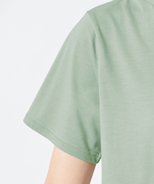 alotta(アロッタ)の「バックフレアーデザインカットソー(Tシャツ/カットソー・レディース・ミント/ネイビー/グレイッシュベージュ・M/L)」の11枚目の写真
