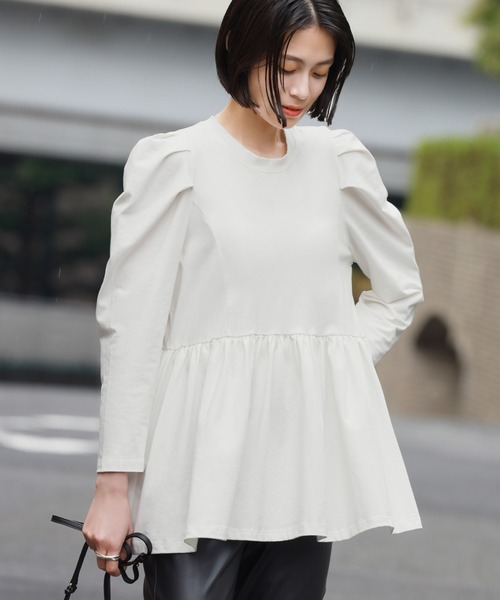 ELFRANK(エルフランク)の「パワーショルダー裾フレア切り替えカットソー(Tシャツ/カットソー・レディース・ピンク/ブラック/グレイッシュベージュ/オフホワイト・FREE)」の10枚目の写真