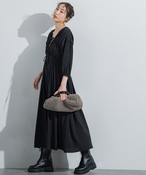 VICKY（ビッキー）の「【前後2Wayで楽しめる万能デザイン】シャーリングギャザーワンピース《洗濯機で洗える》（ワンピース・レディース・ブラック/オレンジ/カーキ・M）」の11枚目の写真