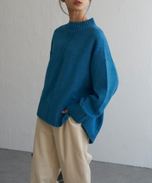 透かし柄バックスリットニット