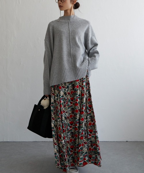 LBC（エルビーシー）の「透かし柄バックスリットニット（ニット/セーター・レディース・ピンク/ライトグレー/ブルー/オフホワイト・M）」の9枚目の写真