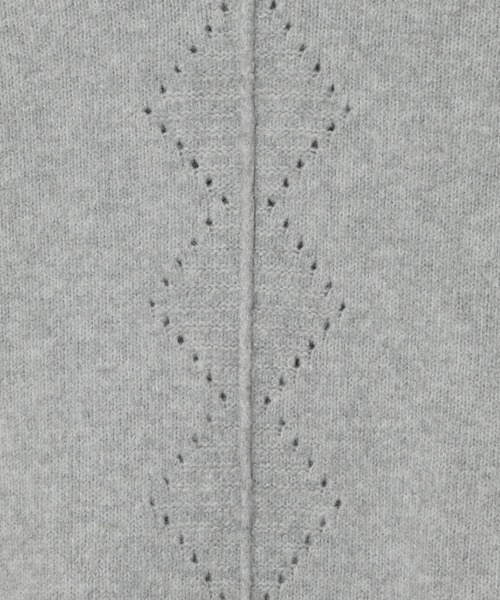 LBC（エルビーシー）の「透かし柄バックスリットニット（ニット/セーター・レディース・ピンク/ライトグレー/ブルー/オフホワイト・M）」の13枚目の写真