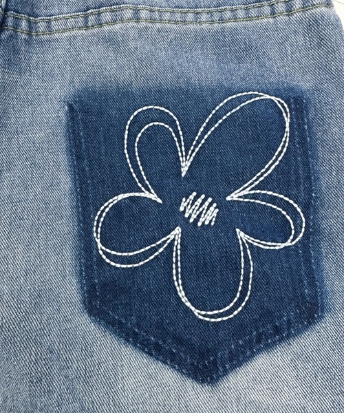 DIAVEL（ディアベル）の「花柄刺しゅうデニムパンツ（デニムパンツ・レディース・ブルー/ダークグレー/サックスブルー・S/M/L）」の9枚目の写真