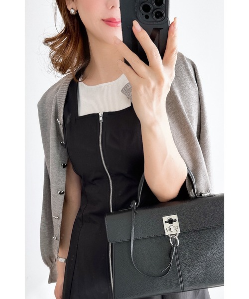 &. NOSTALGIA(アンドドットノスタルジア)の「【ZOZO限定】ハート釦クルーネックカーディガン(カーディガン/ボレロ・レディース・ブラック/グレー/ブルー・FREE)」の20枚目の写真