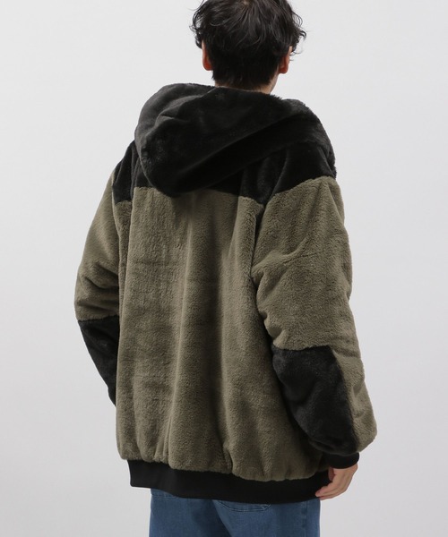 LAKOLE（ラコレ）の「スムースファーフードブルゾン / 967928（ブルゾン・メンズ・ホワイト/セージグリーン/グレー・X-LARGE/LARGE/MEDIUM）」の10枚目の写真