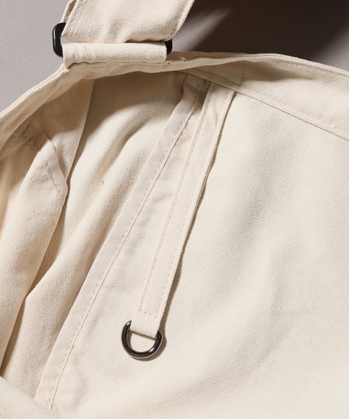 THRASHER（スラッシャー）の「【THRASHER/スラッシャー】ロゴプリント ニュースペーパーバッグ/ショルダーバッグ（ショルダーバッグ・メンズ・ブラック/アイボリー・FREE）」の12枚目の写真