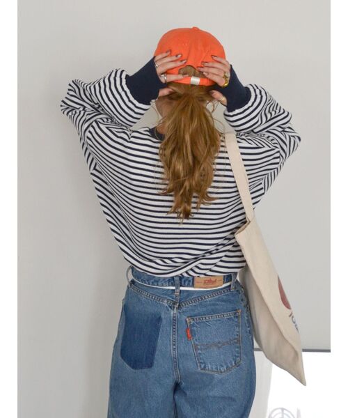 Ungrid（アングリッド）の「【WEB限定】スリーブボリュームワッフルロングスリーブTee（Tシャツ/カットソー・レディース・チャコールグレー/ネイビー/アイボリー/ブルー/レッド・FREE）」の17枚目の写真