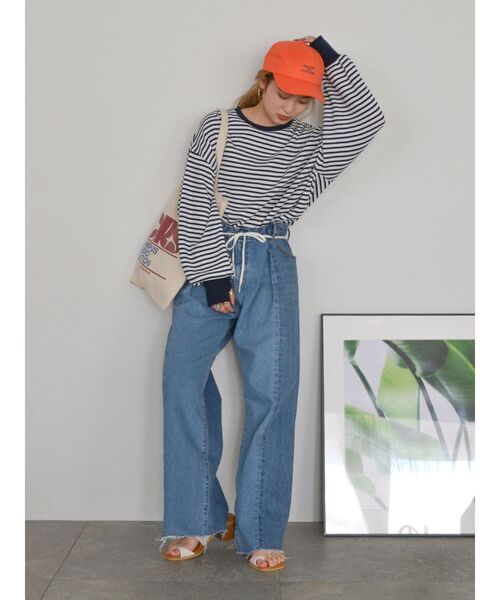 Ungrid（アングリッド）の「【WEB限定】スリーブボリュームワッフルロングスリーブTee（Tシャツ/カットソー・レディース・チャコールグレー/ネイビー/アイボリー/ブルー/レッド・FREE）」の19枚目の写真