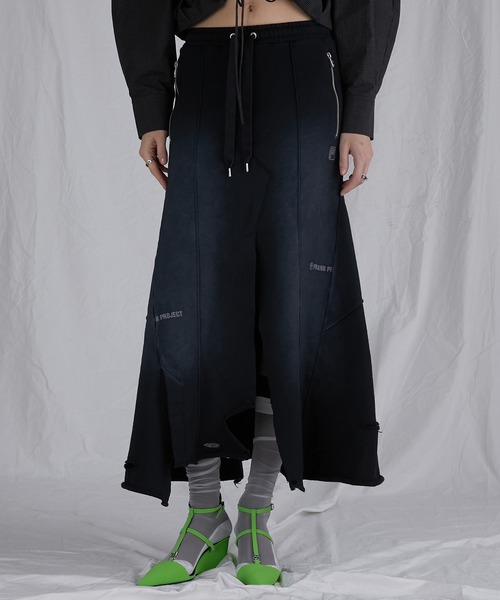 PRANK PROJECT（プランクプロジェクト）の「スウェットマキシスカート / Sweatshirt Maxi Skirt（スカート・レディース・グレー/チャコールグレー/ブラック・36/38）」の2枚目の写真