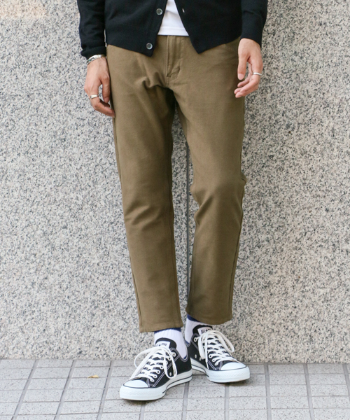 URBAN RESEARCH DOORS MENS(アーバンリサーチ ドアーズ メンズ)の「Lee × DOORS 別注 Cropped Pants(その他パンツ・メンズ・ブラック/カーキ・M/S/L)」の1枚目の写真