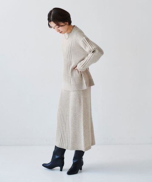 le.coeur blanc(ルクールブラン)の「Iラインリブデザインニットスカート(スカート・レディース・ブラウン/ベージュ・38)」の21枚目の写真
