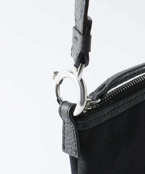 Maison Margiela(メゾンマルジェラ)の「【MAISON MARGIELA / メゾン マルジェラ】5AC HOBO SMALL(ショルダーバッグ・メンズ・ブラック・FREE)」の10枚目の写真