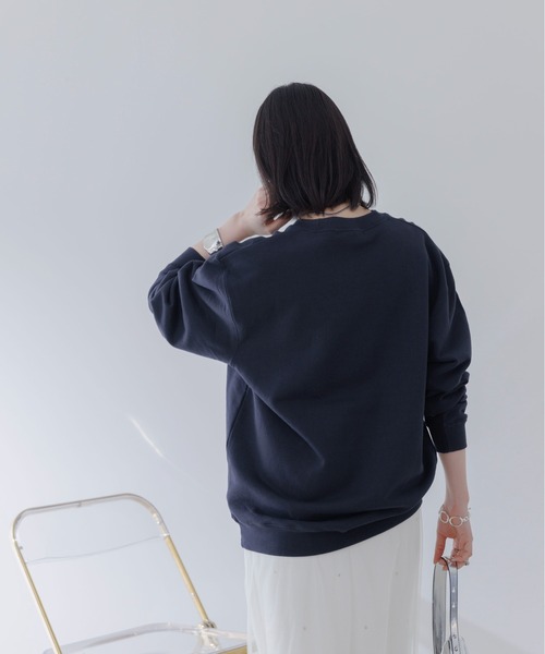 Eimee Law(エイミーロウ)の「NAMEラバースウェット(スウェット・レディース・オフホワイト/ネイビー・38)」の11枚目の写真