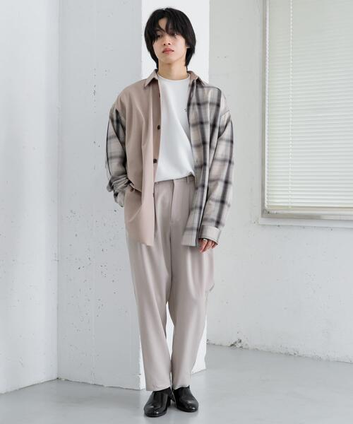 SENSE OF PLACE by URBAN RESEARCH(センスオブプレイスバイアーバンリサーチ)の「『イージーケア』ダブルタックテーパードパンツ(その他パンツ・メンズ・チャコールグレー/ブルー/ブラック/ライトベージュ・SMALL/MEDIUM/LARGE)」の11枚目の写真