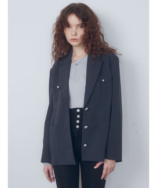 EMODA(エモダ)の「シングルブレザージャケット(テーラードジャケット・レディース・ベージュ/ネイビー/グレー・FREE)」の10枚目の写真