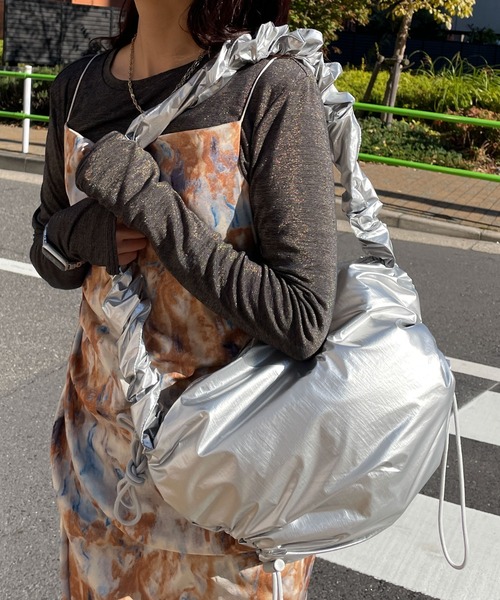 WEGO（ウィゴー）の「WEGO/ドロストギャザーショルダー（ショルダーバッグ・レディース・ホワイト/シルバー/ブラック系その他/ブラック/その他1/その他2/ホワイト系その他/ライトインディゴブルー/その他3/その他4/その他6/その他5・FREE）」の21枚目の写真