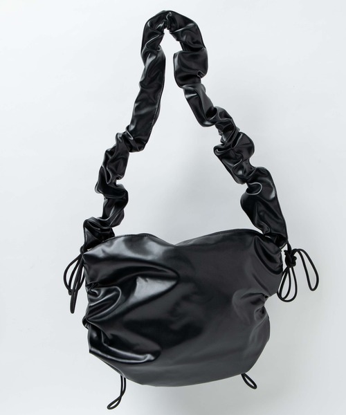 WEGO（ウィゴー）の「WEGO/ドロストギャザーショルダー（ショルダーバッグ・レディース・ホワイト/シルバー/ブラック系その他/ブラック/その他1/その他2/ホワイト系その他/ライトインディゴブルー/その他3/その他4/その他6/その他5・FREE）」の17枚目の写真