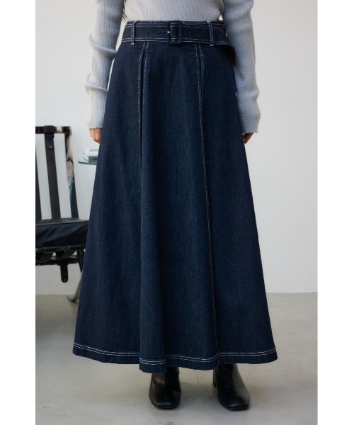 AZUL by moussy（アズールバイマウジー）の「ボックスプリーツデニムスカート（スカート・レディース・ライトブラック/ワンウォッシュ・SMALL/MEDIUM）」の16枚目の写真
