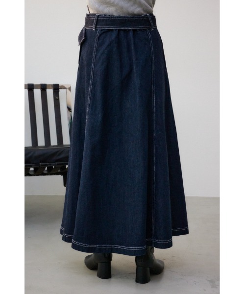 AZUL by moussy（アズールバイマウジー）の「ボックスプリーツデニムスカート（スカート・レディース・ライトブラック/ワンウォッシュ・SMALL/MEDIUM）」の18枚目の写真