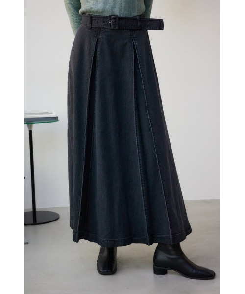 AZUL by moussy（アズールバイマウジー）の「ボックスプリーツデニムスカート（スカート・レディース・ライトブラック/ワンウォッシュ・SMALL/MEDIUM）」の3枚目の写真