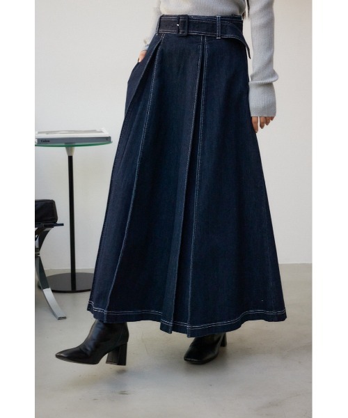 AZUL by moussy（アズールバイマウジー）の「ボックスプリーツデニムスカート（スカート・レディース・ライトブラック/ワンウォッシュ・SMALL/MEDIUM）」の14枚目の写真