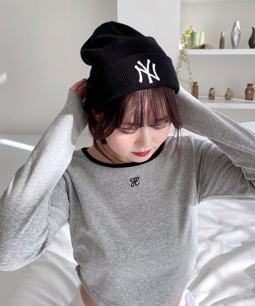 Heather(ヘザー)の「【NEW ERA】Basic Cuff Knit 989328(ニットキャップ/ビーニー・レディース・ブラック/アイボリー・ONE SIZE)」の1枚目の写真