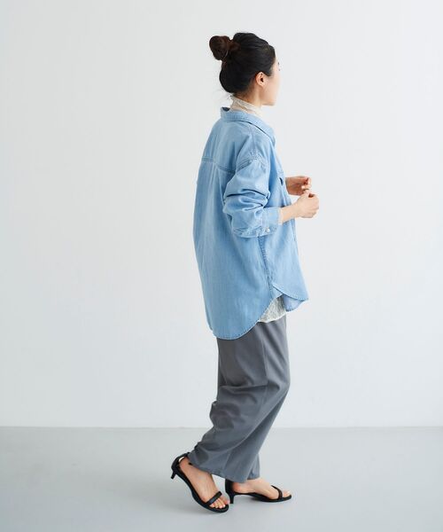 le.coeur blanc（ルクールブラン）の「サイドバックルベルトタックパンツ（その他パンツ・レディース・グレー/ベージュ/ブラック・38/36）」の8枚目の写真