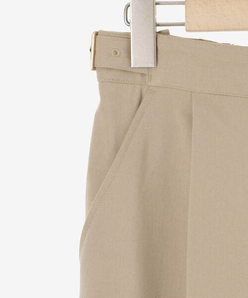 le.coeur blanc（ルクールブラン）の「サイドバックルベルトタックパンツ（その他パンツ・レディース・グレー/ベージュ/ブラック・38/36）」の19枚目の写真