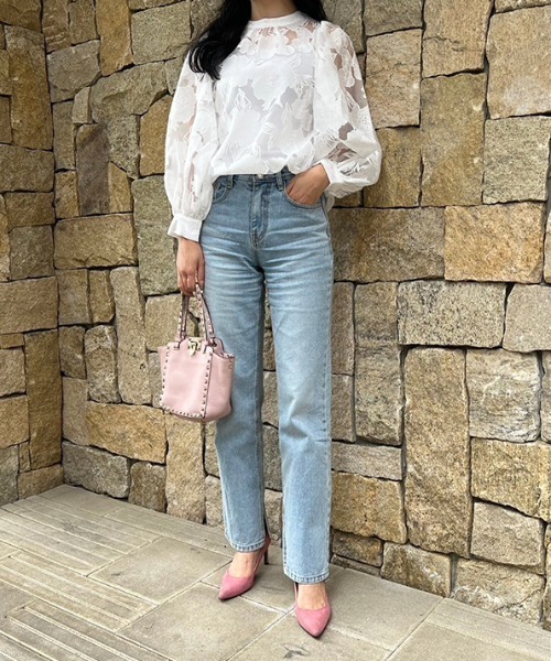 MODE ROBE（モードローブ）の「フラワーオパールブラウス（シャツ/ブラウス・レディース・ホワイト・FREE）」の2枚目の写真