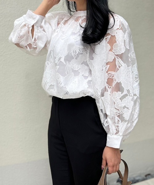 MODE ROBE（モードローブ）の「フラワーオパールブラウス（シャツ/ブラウス・レディース・ホワイト・FREE）」の10枚目の写真