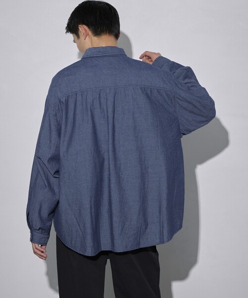 Firsthand(ファーストハンド)の「Firsthand/ファーストハンド オゾン加工ビッグシャンブレーシャツ / ビッグシルエット / オーバーサイズ(シャツ/ブラウス・メンズ・ブルー・L/M)」の14枚目の写真