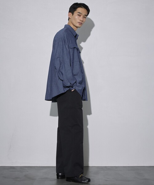 Firsthand(ファーストハンド)の「Firsthand/ファーストハンド オゾン加工ビッグシャンブレーシャツ / ビッグシルエット / オーバーサイズ(シャツ/ブラウス・メンズ・ブルー・L/M)」の8枚目の写真