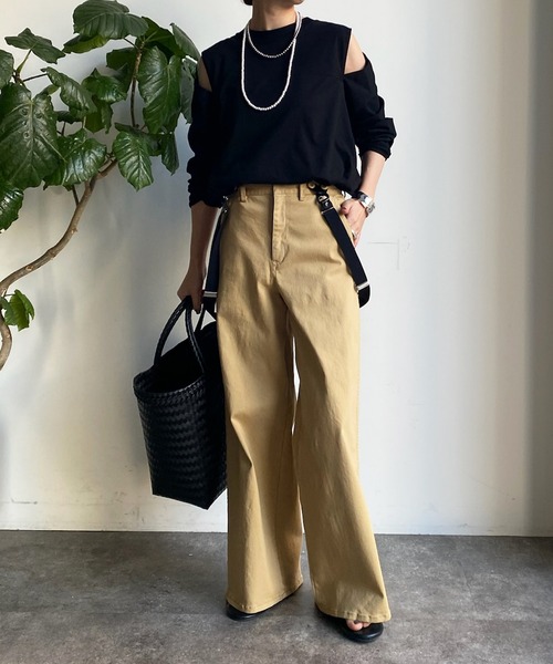 DouDou（ドゥドゥ）の「袖スリットTEE（Tシャツ/カットソー・レディース・ブラック/ライトベージュ/オフホワイト・FREE）」の15枚目の写真