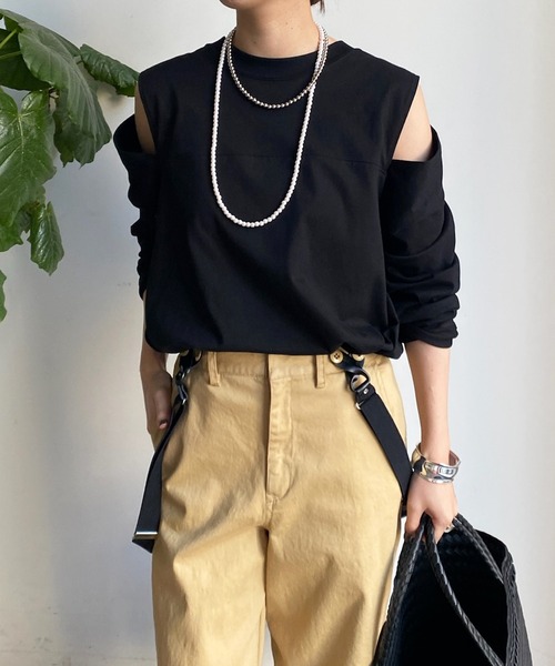 DouDou（ドゥドゥ）の「袖スリットTEE（Tシャツ/カットソー・レディース・ブラック/ライトベージュ/オフホワイト・FREE）」の17枚目の写真