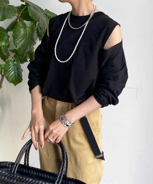 DouDou（ドゥドゥ）の「袖スリットTEE（Tシャツ/カットソー・レディース・ブラック/ライトベージュ/オフホワイト・FREE）」の18枚目の写真