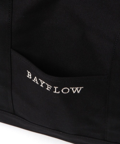 BAYFLOW（ベイフロー）の「[旅行やマザーズバッグに]ショルダーZIPロゴトート Lサイズ（トートバッグ・レディース・グレー/ブラック系/ベージュ・FREE）」の15枚目の写真