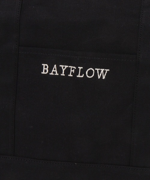 BAYFLOW（ベイフロー）の「[旅行やマザーズバッグに]ショルダーZIPロゴトート Lサイズ（トートバッグ・レディース・グレー/ブラック系/ベージュ・FREE）」の11枚目の写真