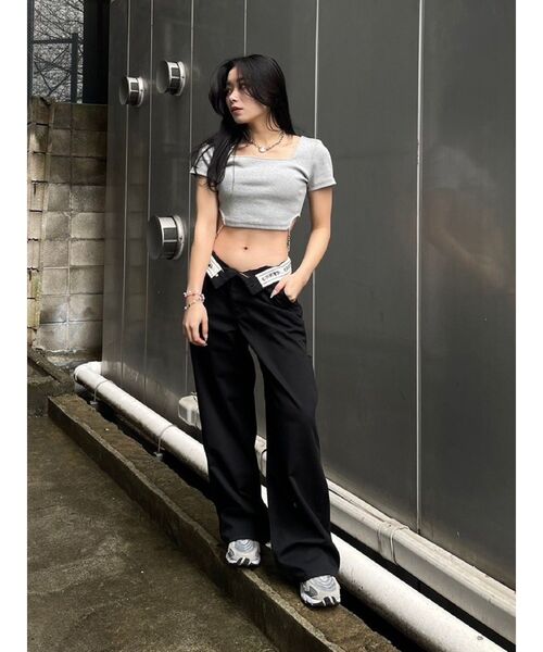 EVRIS（エヴリス）の「サイドチェーンショートトップス（Tシャツ/カットソー・レディース・グレー/ブラック/ホワイト・FREE）」の7枚目の写真