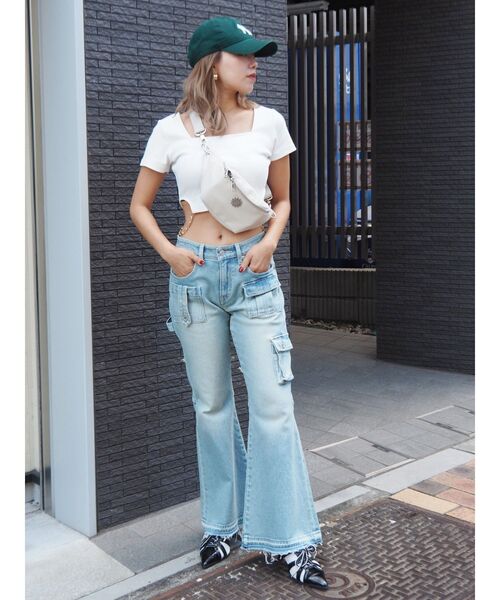 EVRIS（エヴリス）の「サイドチェーンショートトップス（Tシャツ/カットソー・レディース・グレー/ブラック/ホワイト・FREE）」の11枚目の写真