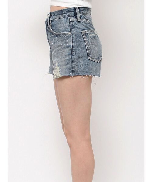 GYDA(ジェイダ)の「ハイウエストcross point bijouデニムショートパンツ(デニムパンツ・レディース・ブルー/インディゴブルー・SMALL/MEDIUM)」の17枚目の写真