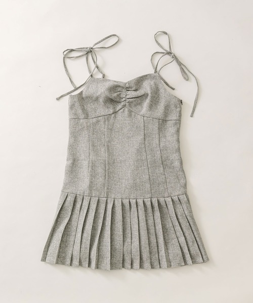 OLIVE des OLIVE(オリーブデオリーブ)の「【セットアップ対応】ミニプリーツキャミワンピース(ワンピース・レディース・ブラック系その他/ライトグレー・FREE)」の3枚目の写真