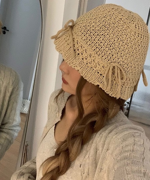 shopnikoniko（ショップニコニコ）の「リボン クロシェ編み ペーパーハット（ハット・レディース・ホワイト/ベージュ・フリー）」の4枚目の写真