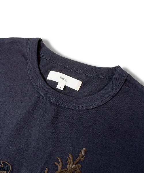 Revo.(レボ)の「REVO-フラワーエンブロイダリーSSTEE(Tシャツ/カットソー・メンズ・ホワイト/ブラック・M/L)」の6枚目の写真