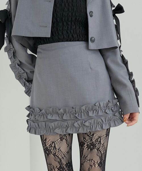 MAJESTIC LEGON(マジェスティックレゴン)の「ホイップフリルスカパン(その他パンツ・レディース・グレー/ブラック系その他/グレー系その他/ブラック・MEDIUM)」の11枚目の写真