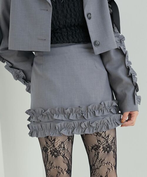 MAJESTIC LEGON(マジェスティックレゴン)の「ホイップフリルスカパン(その他パンツ・レディース・グレー/ブラック系その他/グレー系その他/ブラック・MEDIUM)」の12枚目の写真