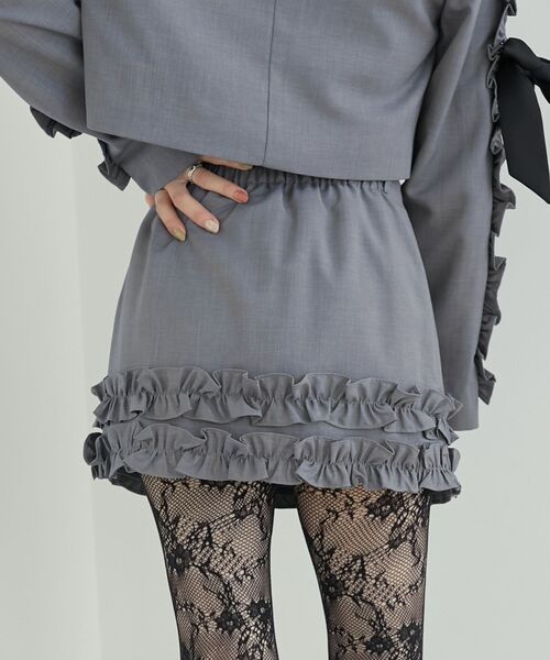 MAJESTIC LEGON(マジェスティックレゴン)の「ホイップフリルスカパン(その他パンツ・レディース・グレー/ブラック系その他/グレー系その他/ブラック・MEDIUM)」の13枚目の写真